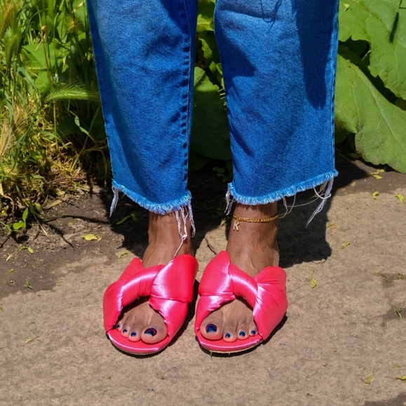 Naturally Me Sandals - Picture 3 of 3